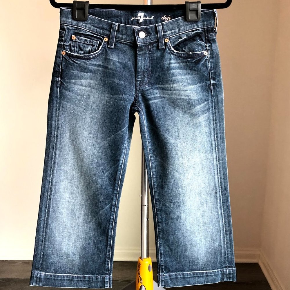 7 For All Mankind - Cropped Jeans - Size 27 - EUC